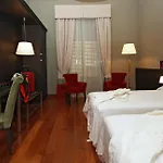 Hotel Porta Felice & 4*