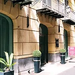 Porta Felice & Hotel Palermo