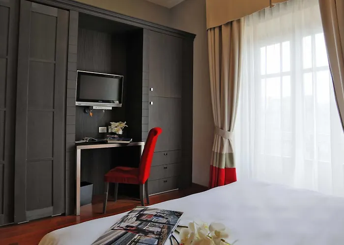 Porta Felice & 4* パレルモ