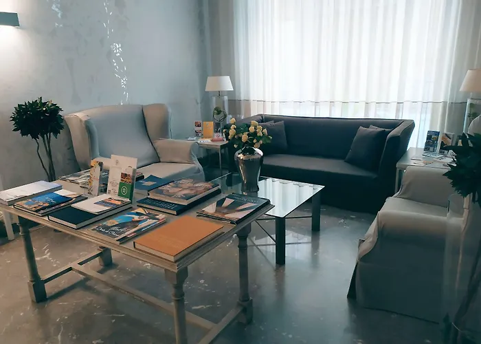 ホテル Porta Felice &