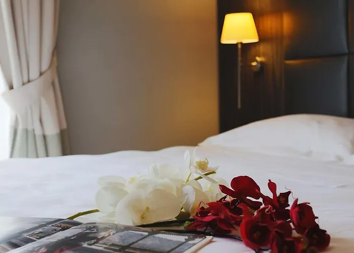 Porta Felice & ホテル パレルモ