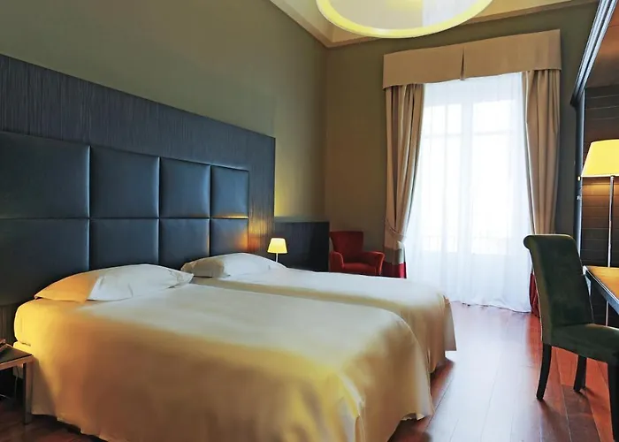 ホテル Porta Felice &